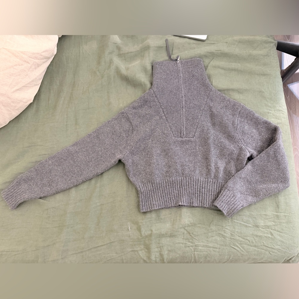 Ralph Lauren Gray Cropped Turtleneck Wool Blend Sweater